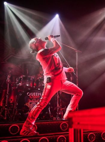 QUEEN-KINGS-2-Klaus-Manns-800x1075-1-768x1032