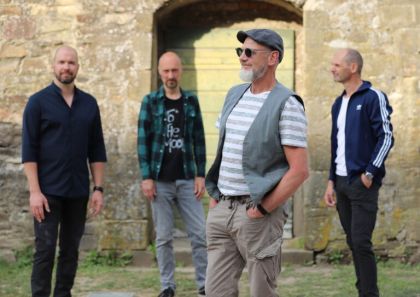 stingchronicity1-768x544